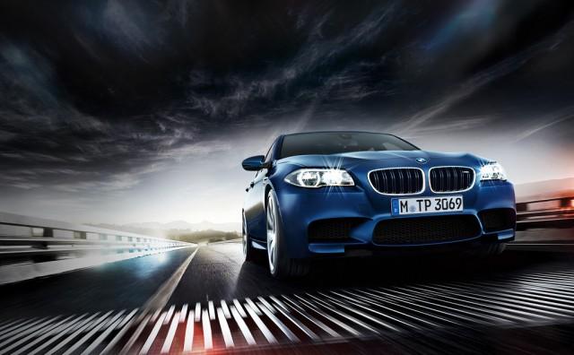 Автомобиль BMW M5