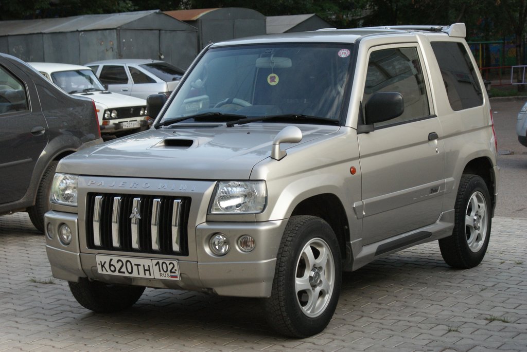 Автомобиль второго поколения (2003 год) 