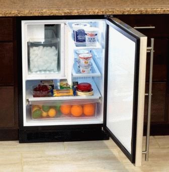 Небольшой холодильник встроенного типа