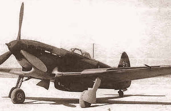 2.Як-9Т на испытаниях в НИИ ВВС. Весна 1943 г.