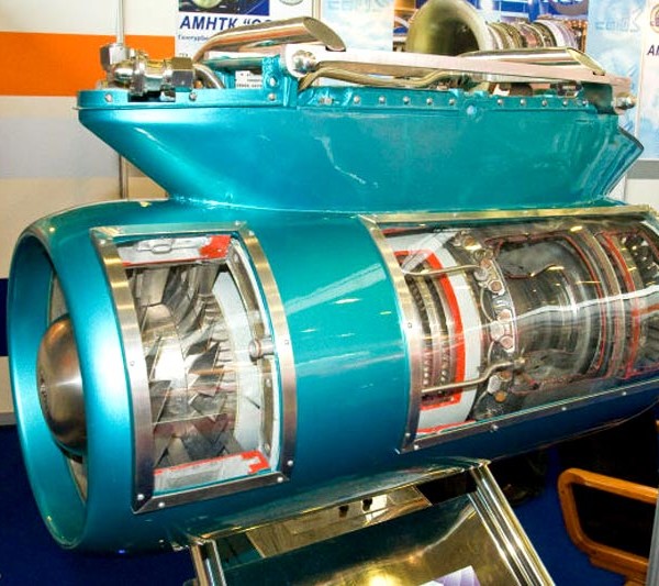 ТРДД Р-95ТМ-300 на выставке Двигатели-2008.