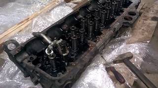 Замена прокладки ГБЦ на моторе detroit diesel 14l series 60