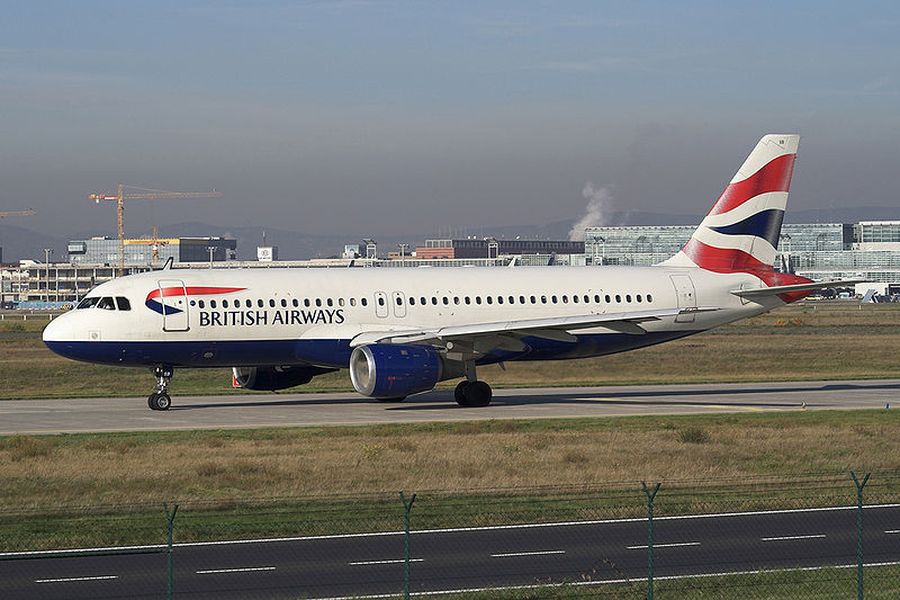 Самолёт A320 компании British Airways