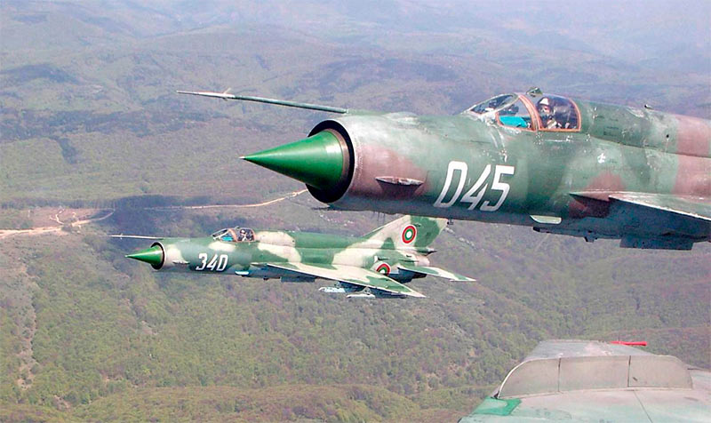 МиГ-21 в воздухе