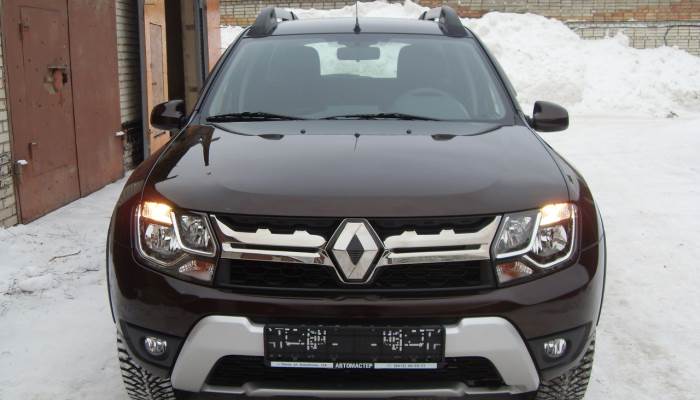 Renault Duster-dvigatel-2.0