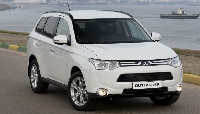 mitsubishi-outlander-dvigatel-2.4