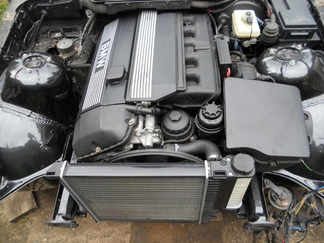 Мотор M54B30