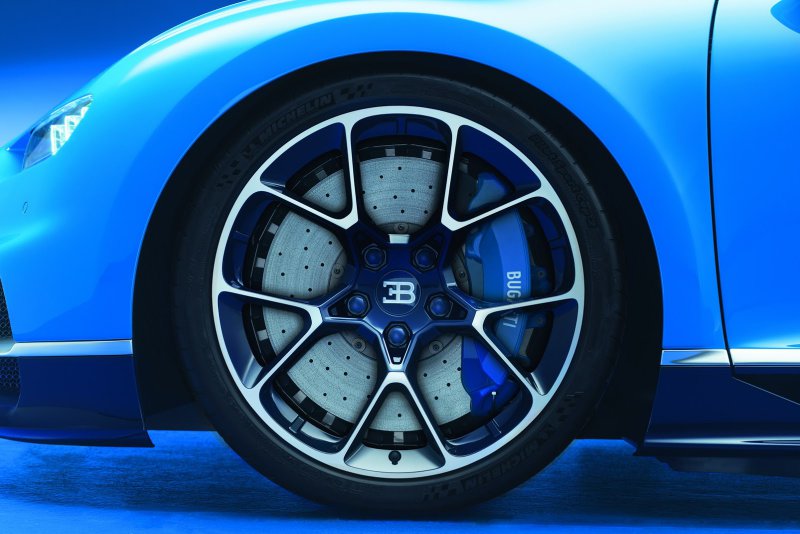 Bugatti рассекретила 1500-сильного преемника Veyron Chiron, bugatti, гиперкар, новинка, спорткар, суперкар