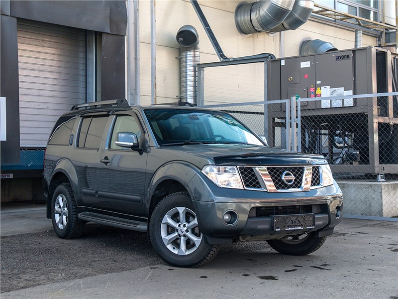 Nissan Pathfinder - nissan pathfinder 2010 брат пикапа