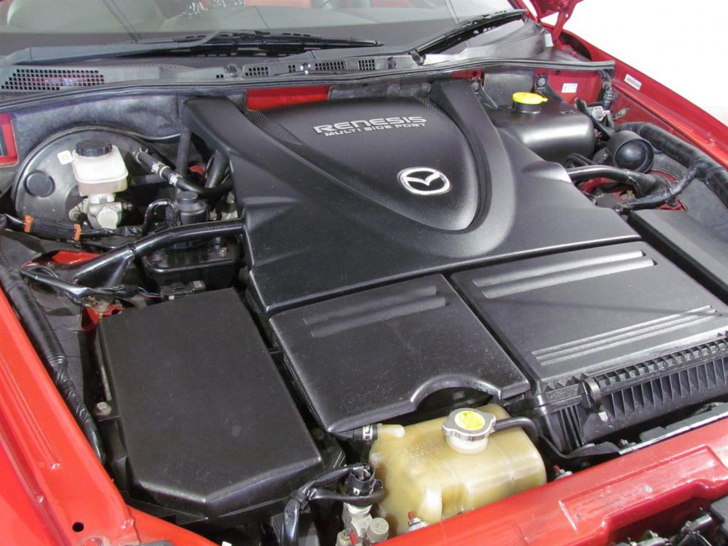 Автомобиль Mazda RX-8 купе