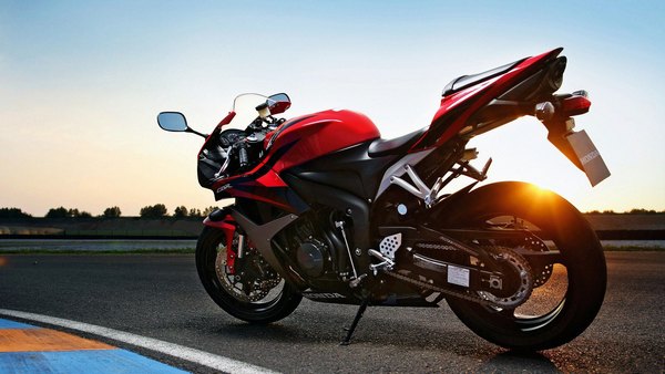 Мотоцикл Honda CBR600RR (Хонда СБР600РР) - фото 20