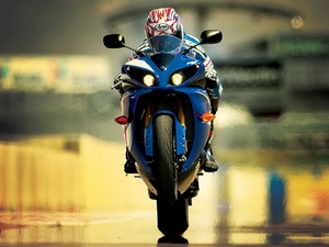 Обзор мотоцикла Yamaha R1 - байк не для чайников