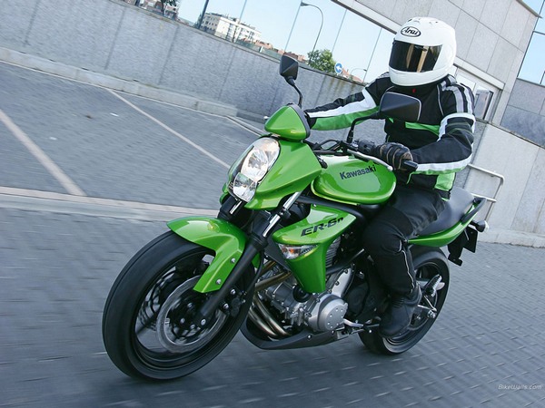 Фотогалерея мотоцикла Kawasaki Er-6n - фото 7