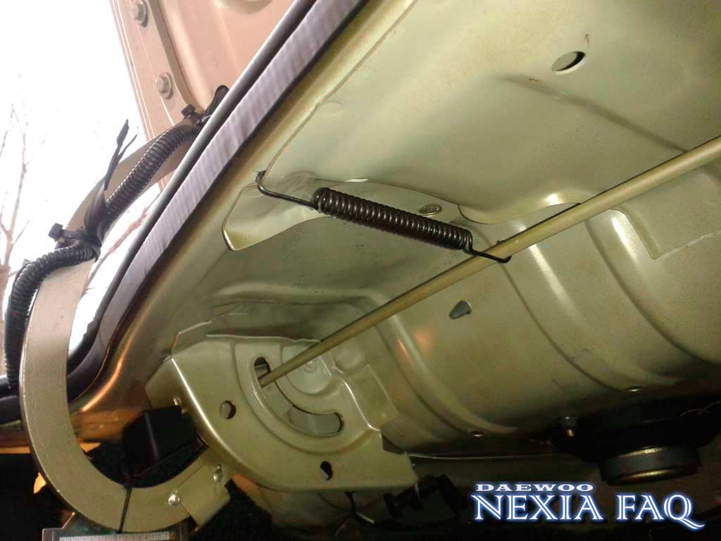 Падает крышка багажника на нексии (nexia)