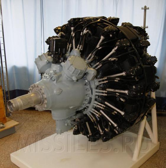 Двигатель АШ-73ТК в музее истории моторостроения г. Пермь.