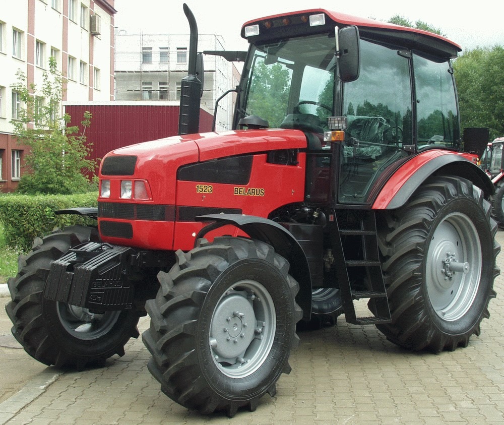 Трактор МТЗ-1523 Беларус 