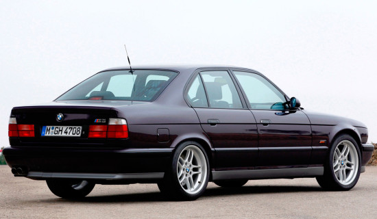 BMW M5 E34