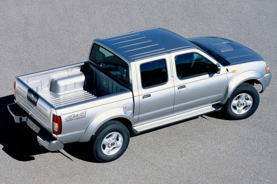 Nissan Navara D22