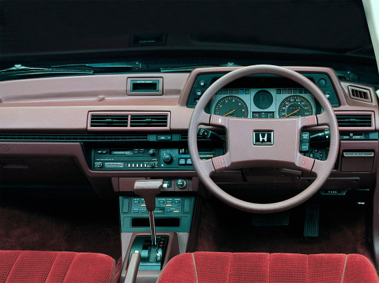 интерьер салона Honda Accord II