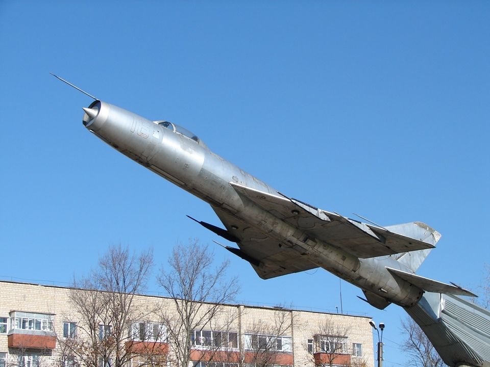 Как выглядел легендарный двухмоторный самолет «Су-9»