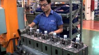 WP12 Weichai factory assembly