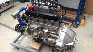 УАЗ двигатель УМЗ 451-Turbo, многоточечный впрыск топлива; UAZ old Russian engine supercharged
