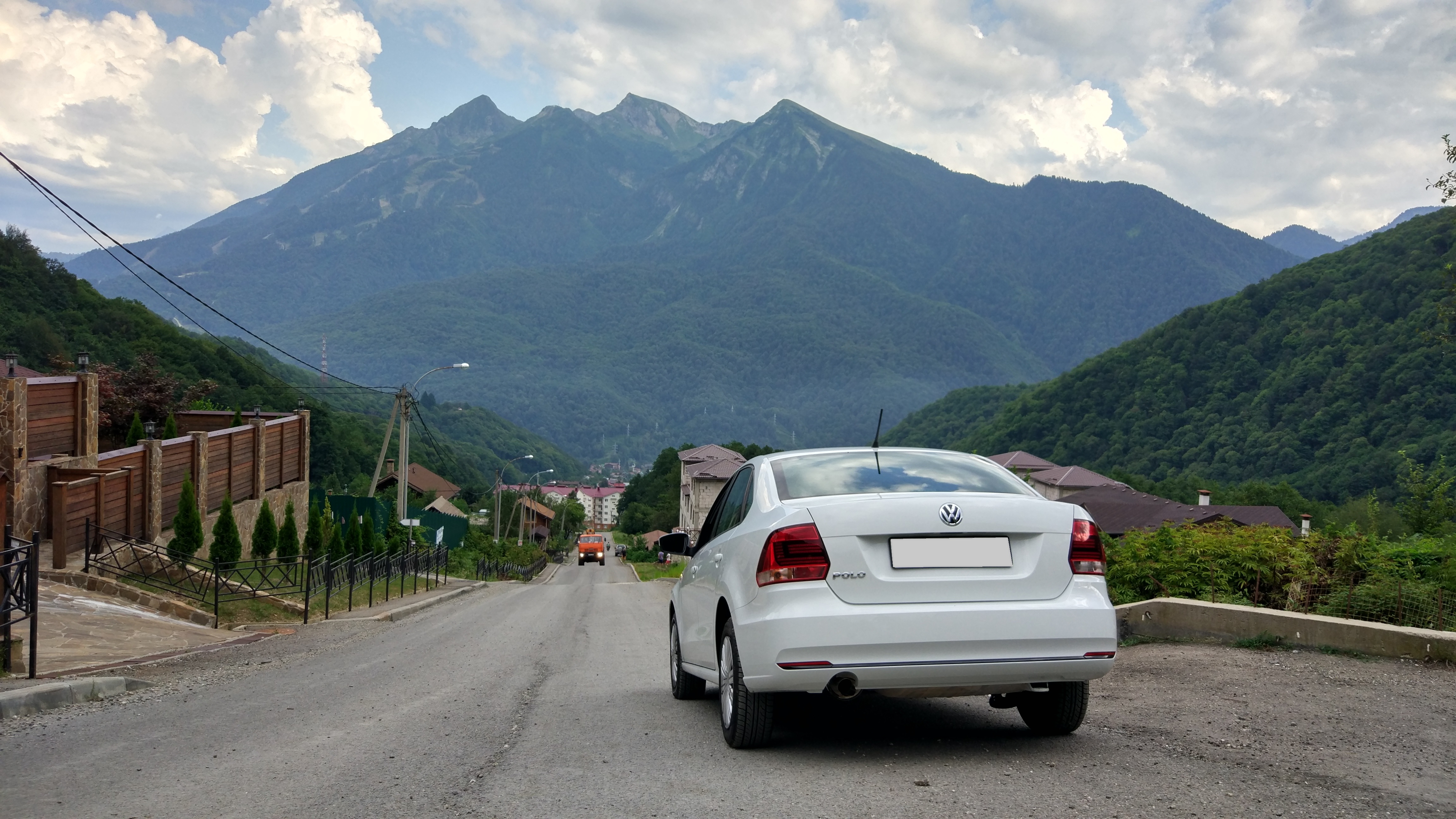 Аренда Volkswagen Polo в Сочи