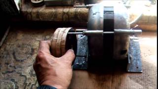 КАК СДЕЛАТЬ ШКИВ НА ДВИГАТЕЛЬ БЕЗ ТОКАРЯ . HOW TO MAKE THE ENGINE PULLEY