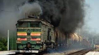 Двигатель тепловоза пошел в разнос | Train engine is broke